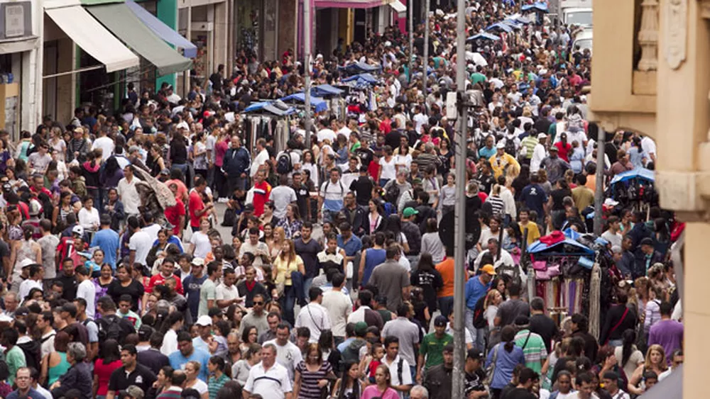 Censo: 203 milhões em ação, pra frente, Brasil do meu coração.