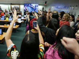 CCJ da Câmara Federal aprova PEC que proíbe aborto legal