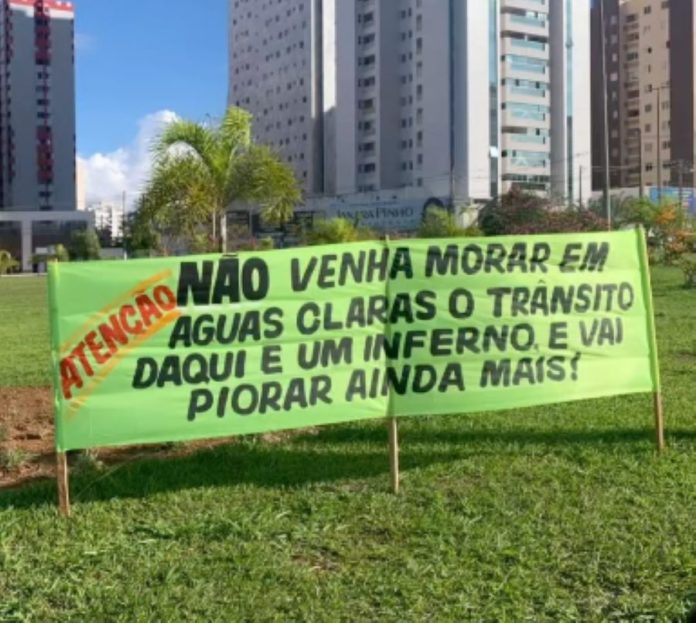 Águas Claras: 'pague para entrar, reze para sair'